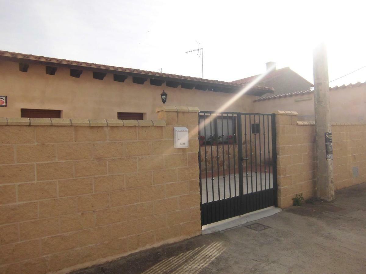 Albergue Turistico Las Eras Barcial del Barco المظهر الخارجي الصورة