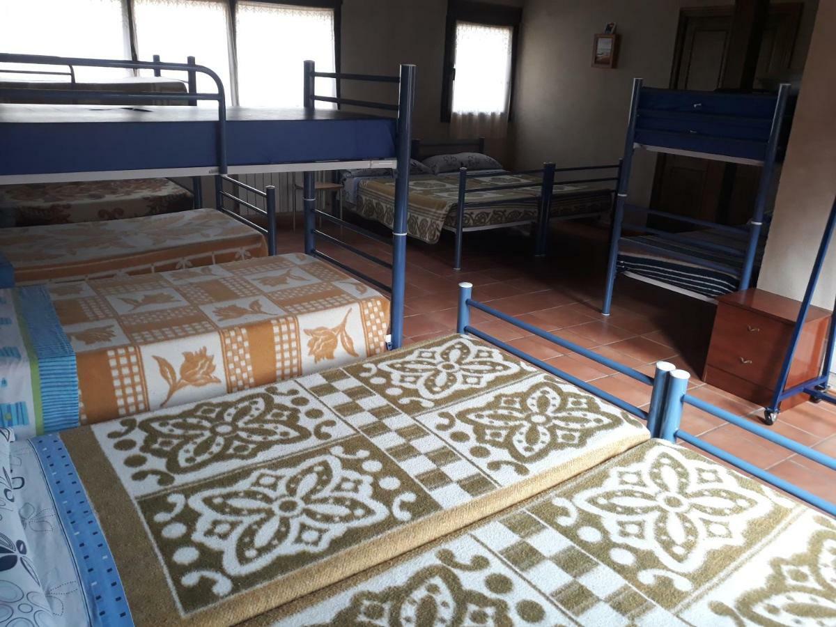 Albergue Turistico Las Eras Barcial del Barco المظهر الخارجي الصورة